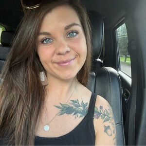 Meet your Posher, Lindsey